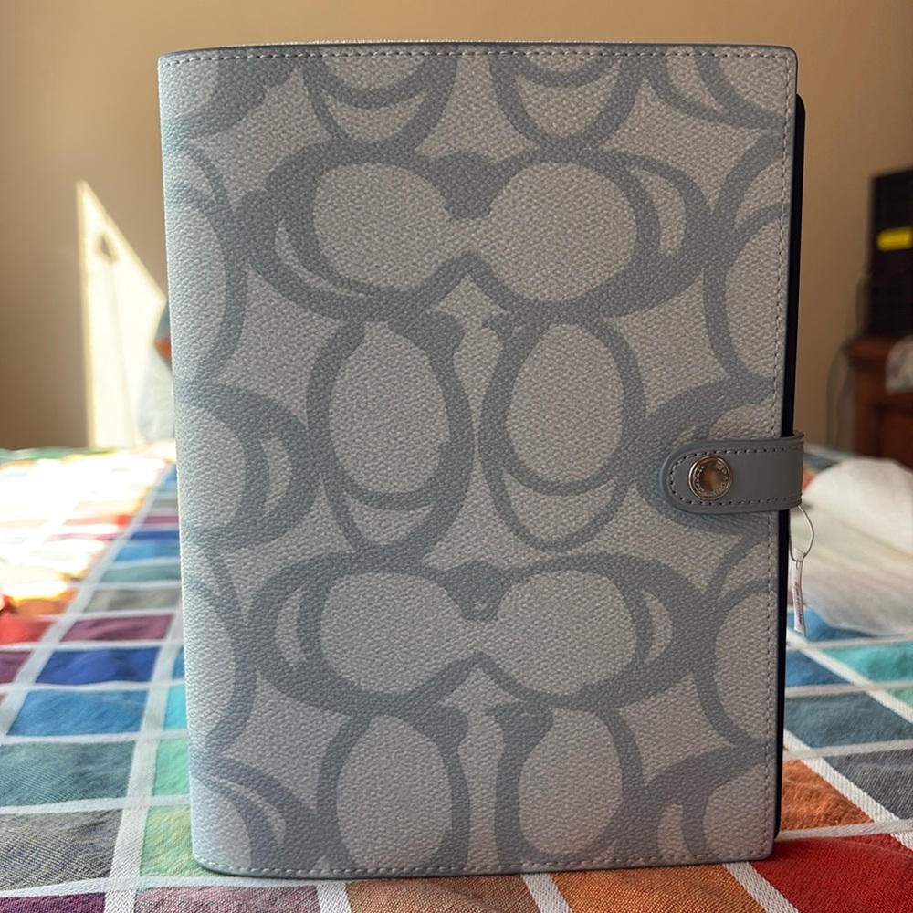 📚🩵📚 COACH Notebook In Sketch Signature Canvas 📚🩵📚 NWT 📚🩵📚